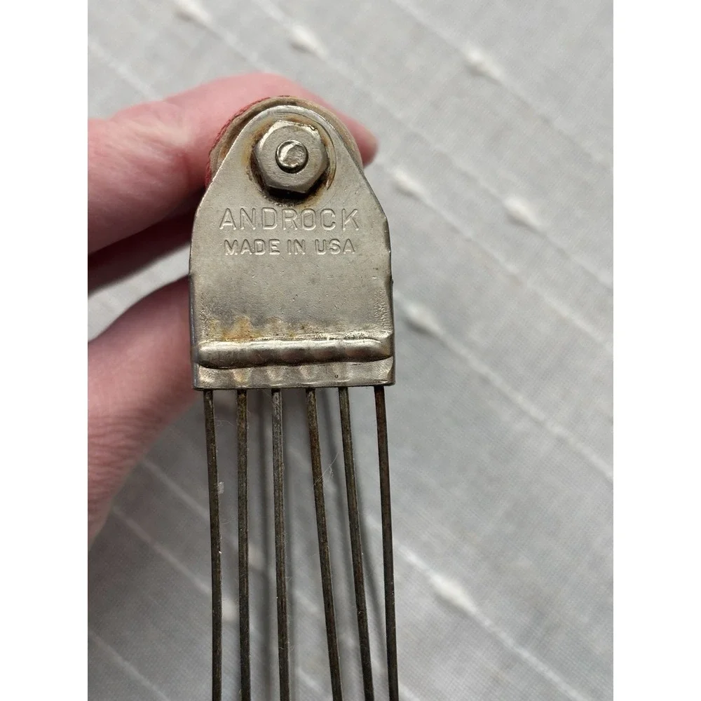 Vintage Androck Wire Pastry Blender Dough Cutter Hand Mixer Wood Handle USA Farm